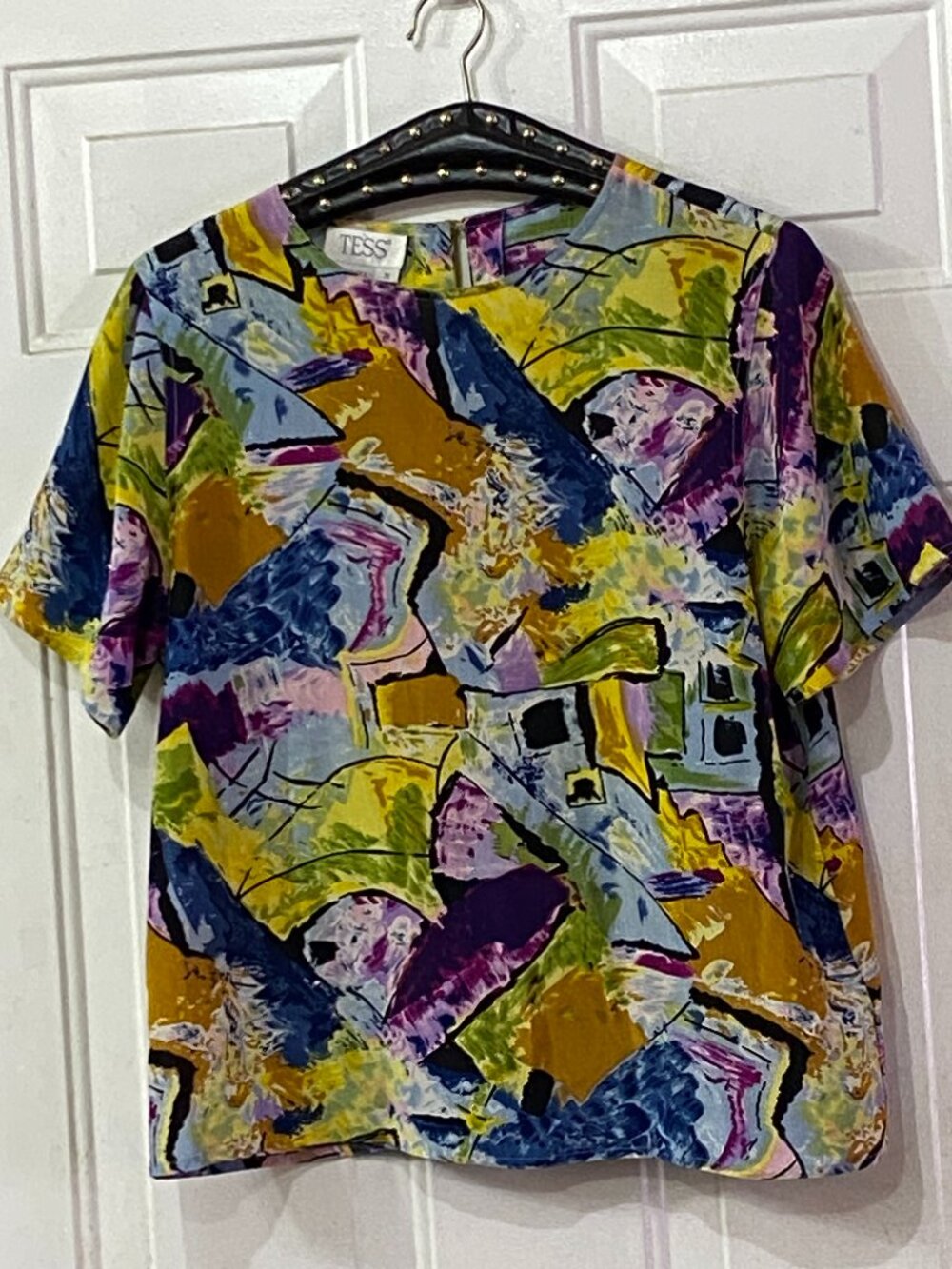 VTG TESS Silk Sz M Blouse Short Sleeve Multicolor Abstract